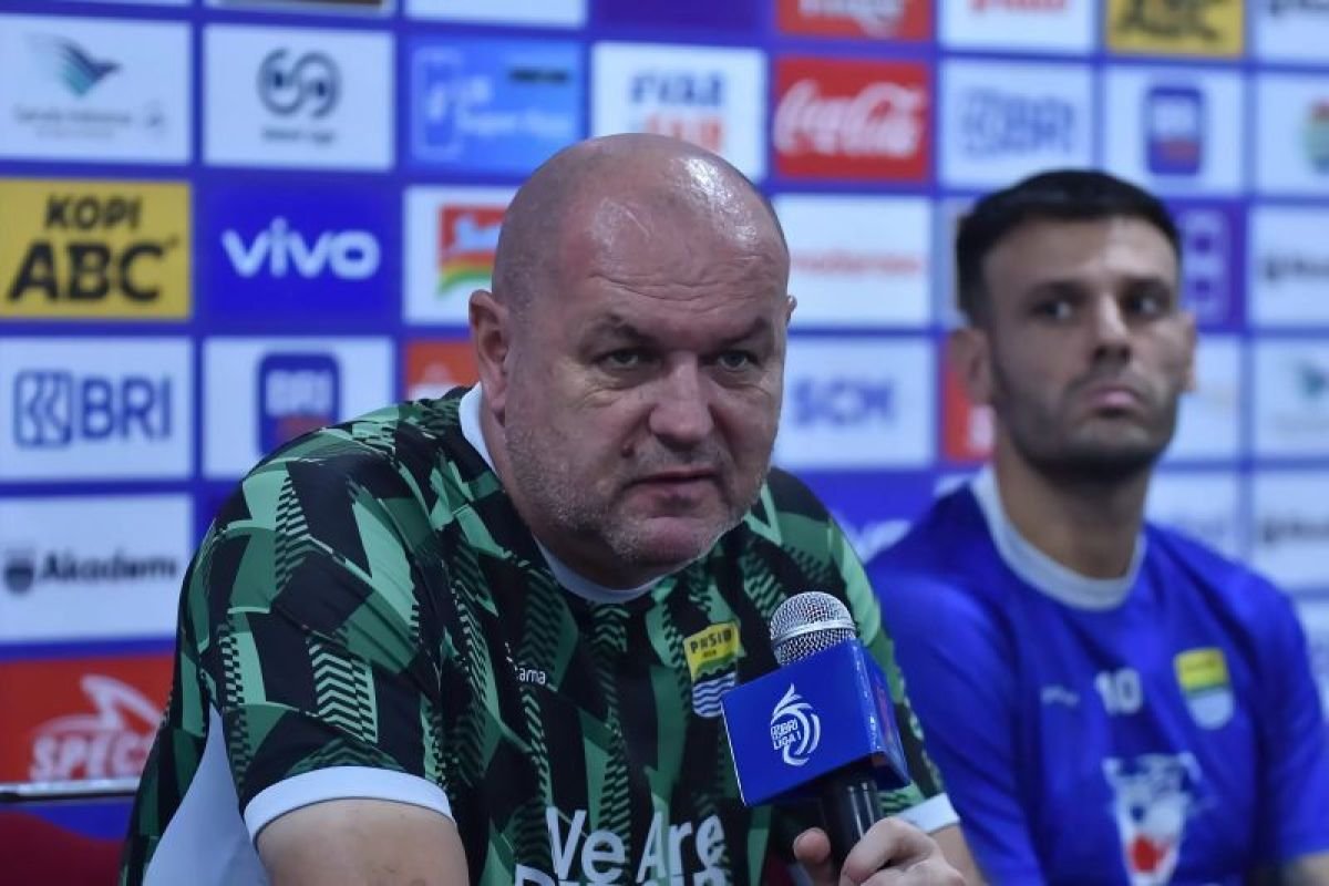 Pemain Persib Bandung Mendapatkan Latihan Individu Selama Liburan