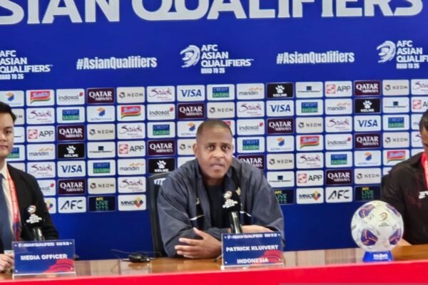 Patrick Kluivert Rayakan Pembukaan Pusat Latihan Baru di Bali