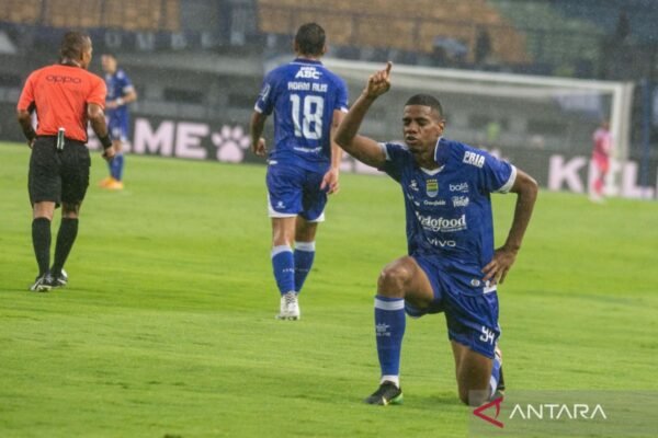 Bojan Ajak Persib Bandung Waspadai PSBS Biak