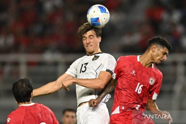 Berikut adalah beberapa alternatif judul untuk artikel tersebut:

1. "Mauro Zijlstra Bergabung dengan Tim SEA Games 2025: Ini Respon Indra Sjafri!"
2. "Indra Sjafri Berikan Penjelasan tentang Masuknya Mauro Zijlstra ke Tim SEA Games 2025"
3. "Mauro Zijlstra Dipilih Masuk Tim SEA Games 2025: Tanggapan Indra Sjafri"
4. "Indra Sjafri Mengungkap Alasan Mauro Zijlstra Masuk ke Tim SEA Games 2025"
5. "Tim SEA Games 2025: Indra Sjafri Jelaskan Keputusan Masuknya Mauro Zijlstra"

Semoga alternatif judul ini bermanfaat!